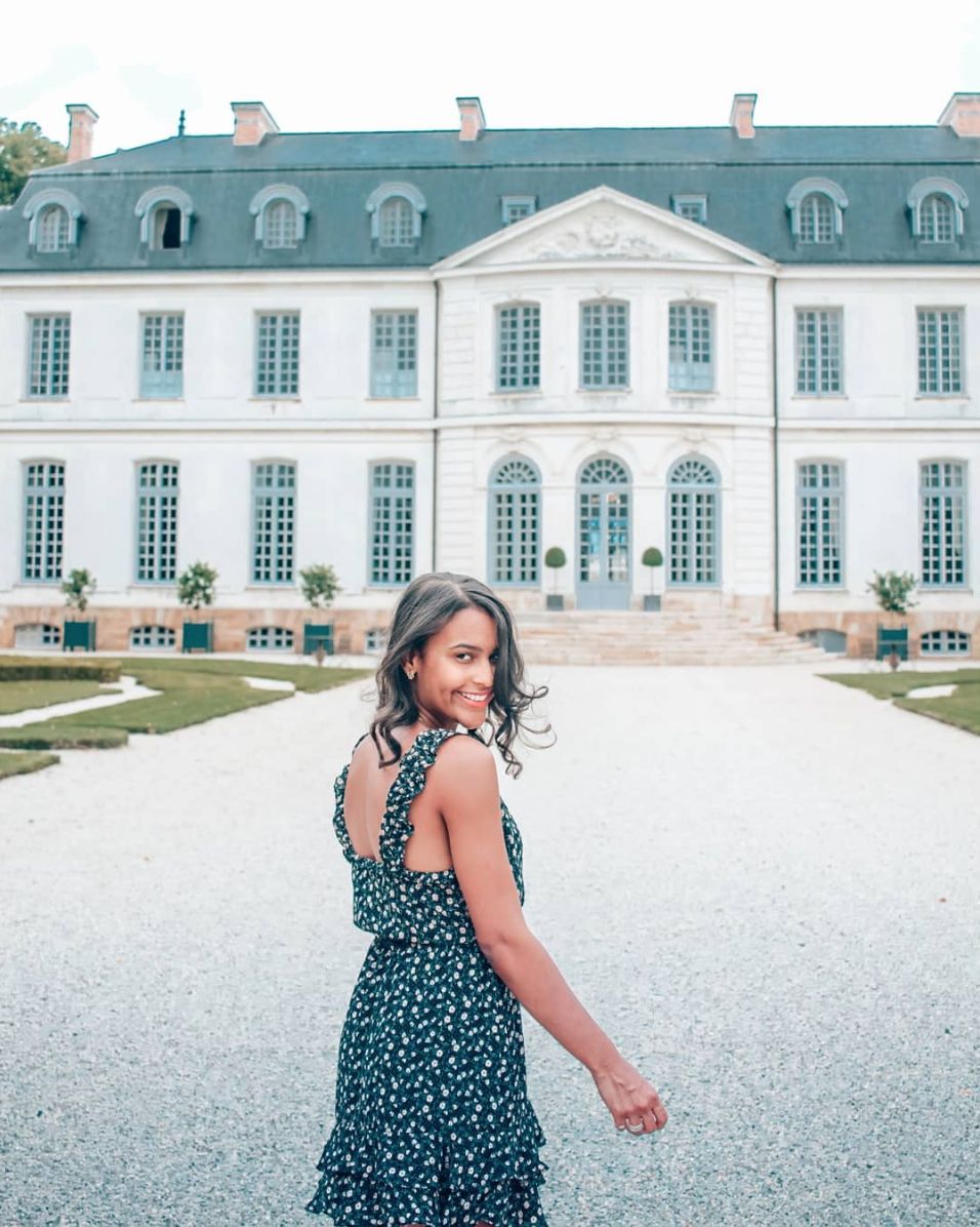 How we Unwind & Wined at a French Chateau